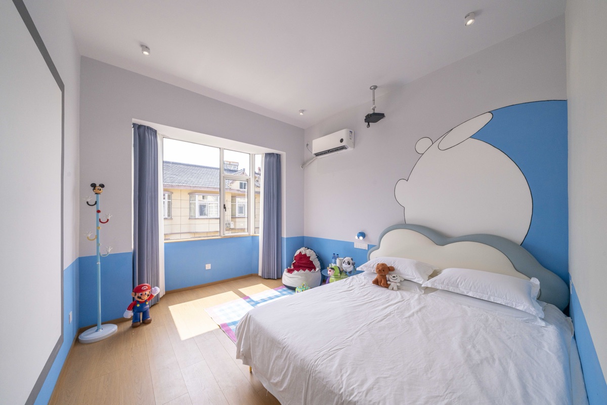Doraemon Queen Room - view 1