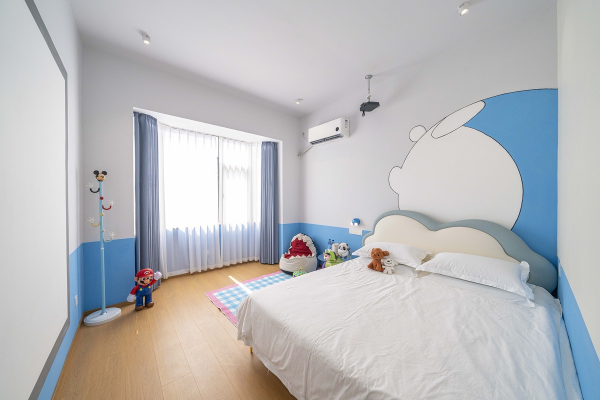 Doraemon Queen Room - view 2